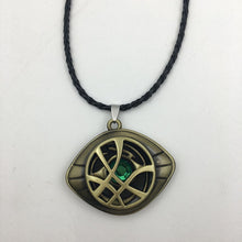 Load image into Gallery viewer, Eye of Agamotto keychain